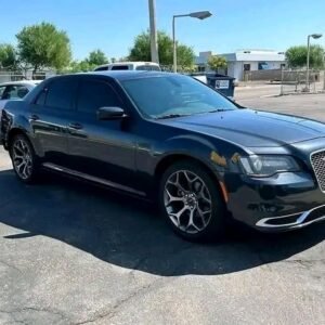 2018 Chrysler 300s